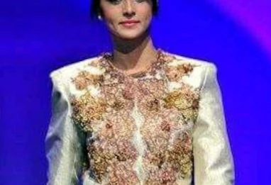 En 2013, le karakou prend un air baroque