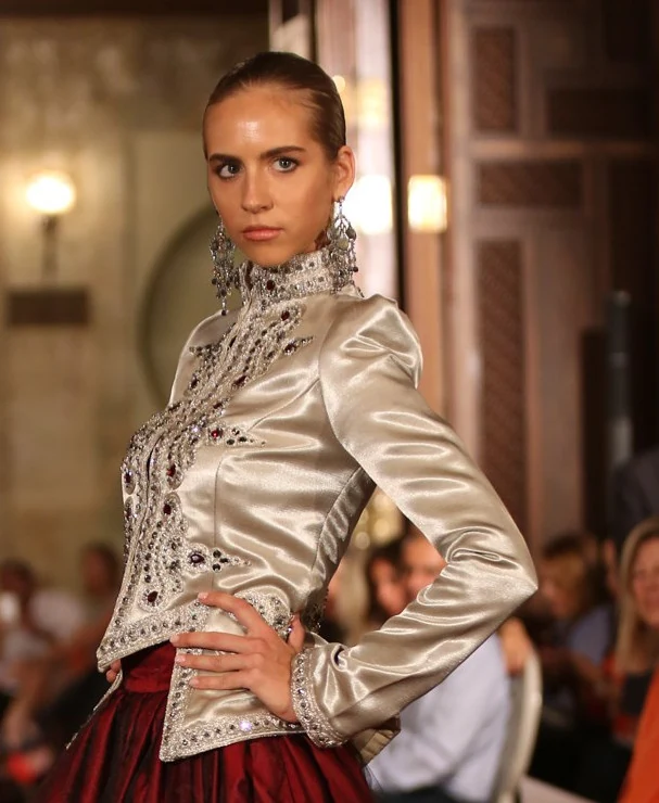 les-karakous-de-rym-menaifi-font-sensation-a-marrakech-pour-loriental-fashion-show-20174