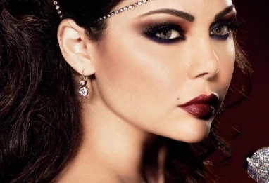 Le Maquillage Khaliji : L'Éclat Spectaculaire des Pays du Golfe