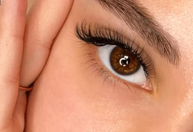 Des cils en pleine santé : la nouvelle routine beauté qui change tout