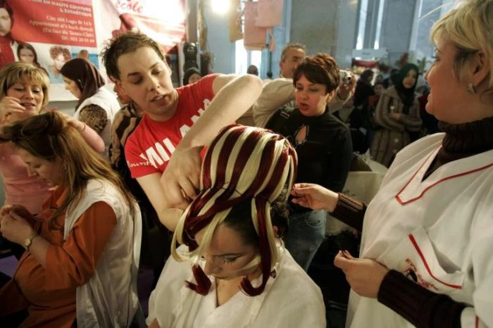 coiffure-potiche-bizarre