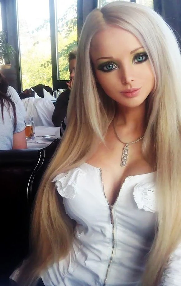 valeria-lukyanova1