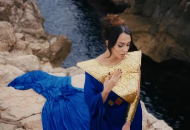 Jamsine, la voix d’une renaissance : son premier titre « Femme » touche en plein cœur
