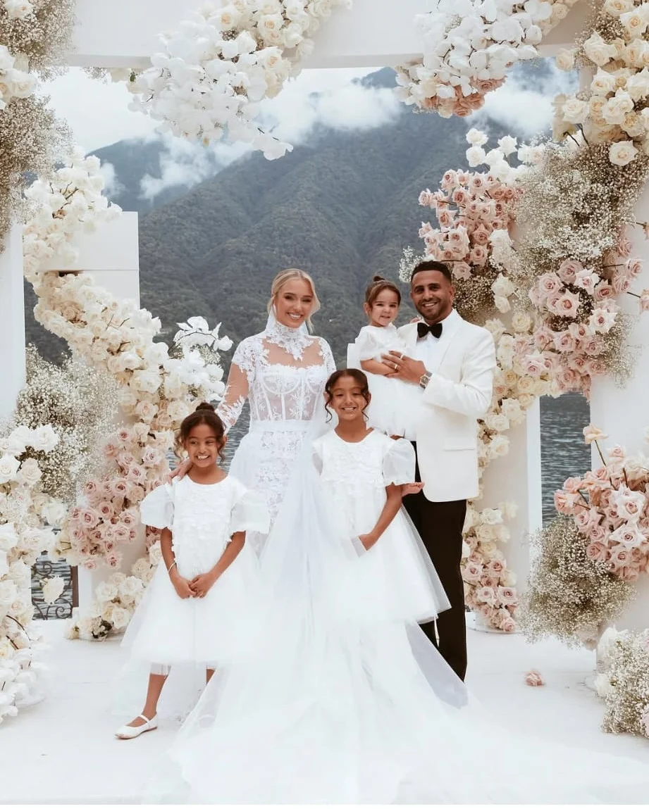 riyad-mahrez-taylor-ward-bebe-famille-agrandie