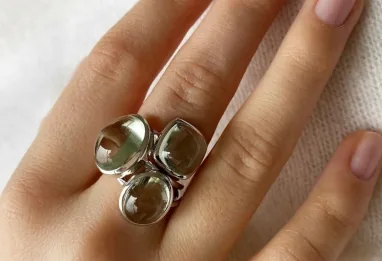 Calculer sa taille de bague sans baguier : une astuce simple à faire chez soi