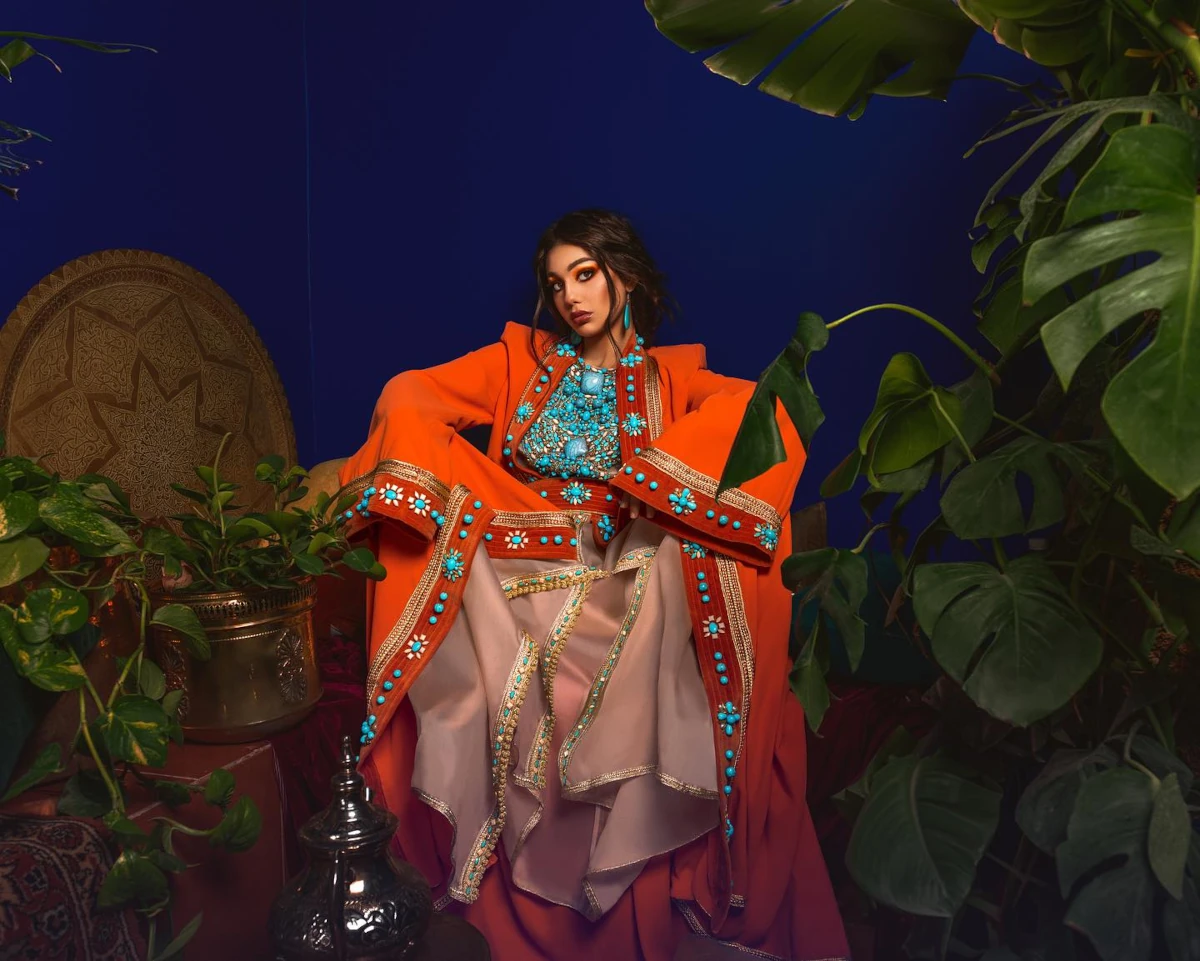 ayaness-couture-caftan-algerien-rhapsodie