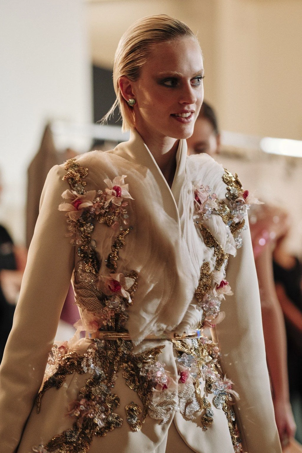 backstage-elie-saab-printemps-ete-2019