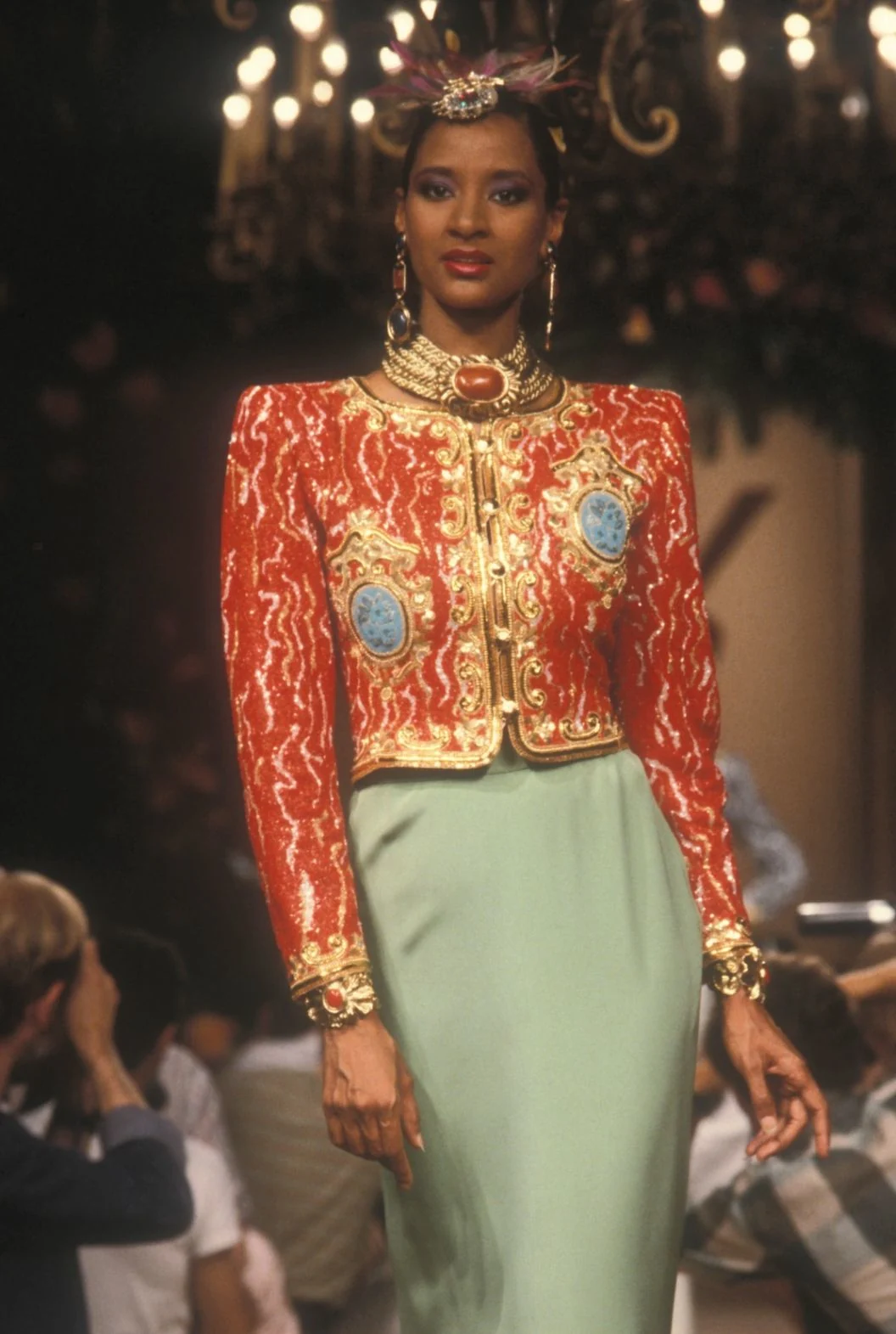 yves-saint-laurent-algerie-exil-creatif-haute-couture-karakou1