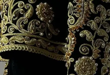 Fils d’or et gestes d’héritage : quand les adolescentes algériennes brodent leur histoire