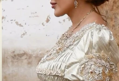 Blouza : Comment la Pièce Maîtresse de l'Ouest Algérien Doit-elle Être Portée en 2026 ?