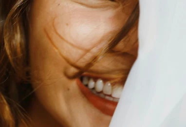 Les 10 habitudes de communication des femmes qui inspirent naturellement le respect, la n°7 est particulièrement puissante !