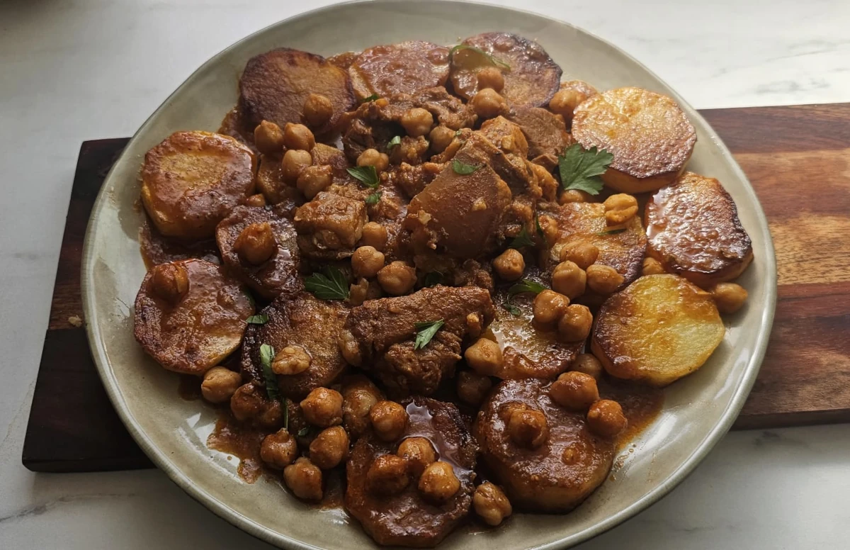 Brania bel Batata (tajine tlemcenien aux pommes de terre)