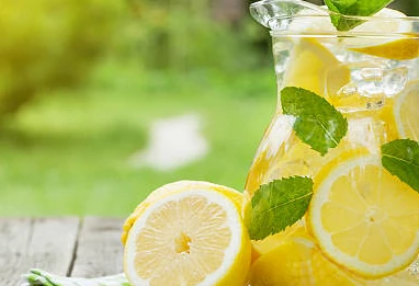 Cherbet qaress : citronnade algérienne de Boufarik