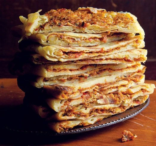 Mahjouba (mhajeb) : Crêpes algériennes farcies à la viande