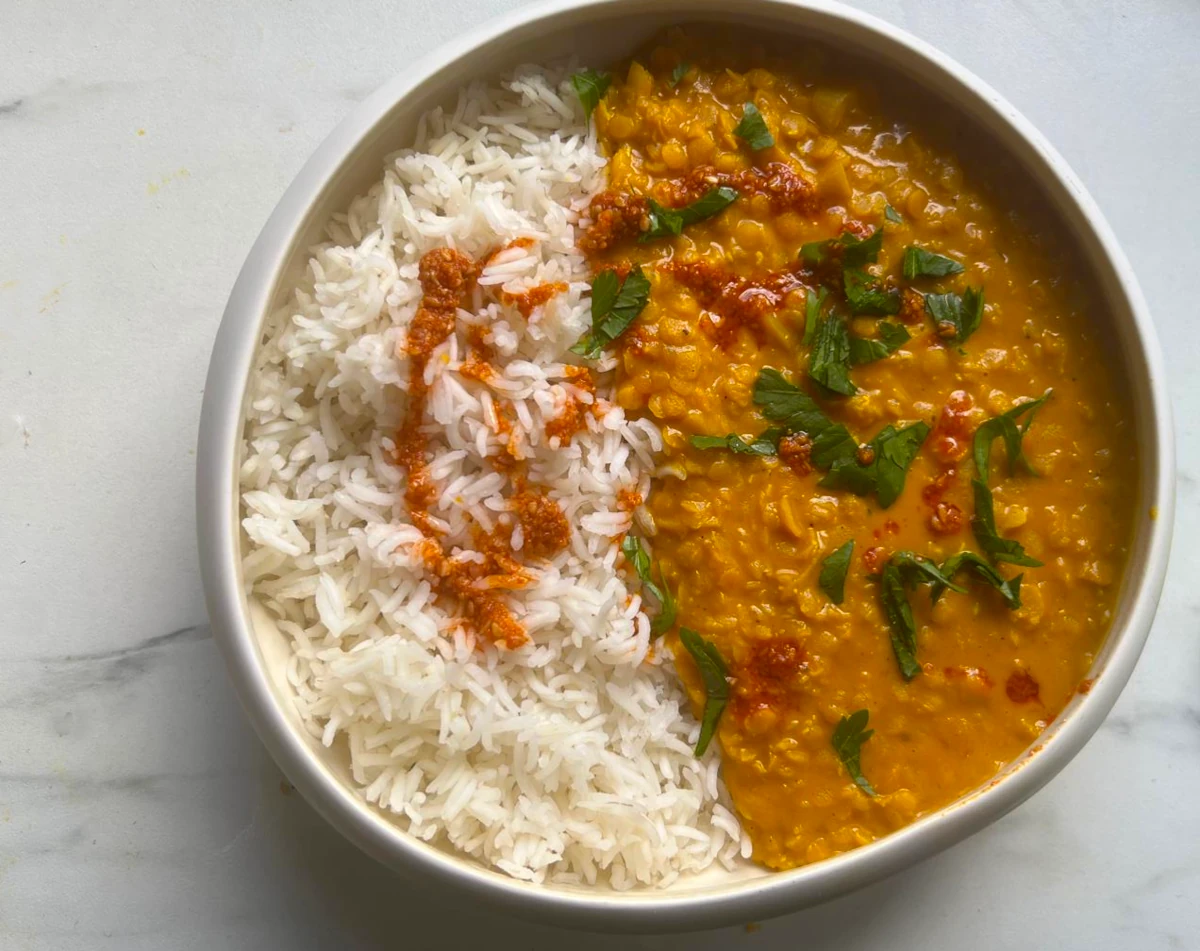 Dhal de lentilles corail à la crème de coco