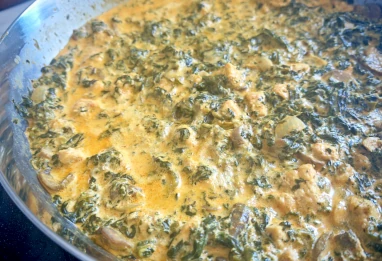 Poulet à la crème, champignons et épinards