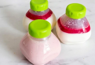 Yaourt à boire à la framboise maison (yaourtière)