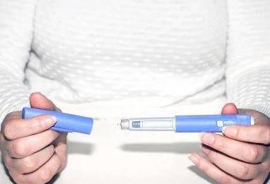 OZEMPIC : le bilan glaçant d'une injection miracle devenue poison social