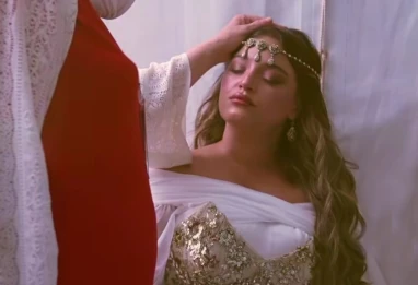 Numidia Lezoul victime d’une impressionnante perte de voix en plein concert à Alger : retour sur un bad buzz retentissant 